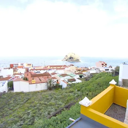 Holiday Home Calle Mariano Nicolas בית נופש *